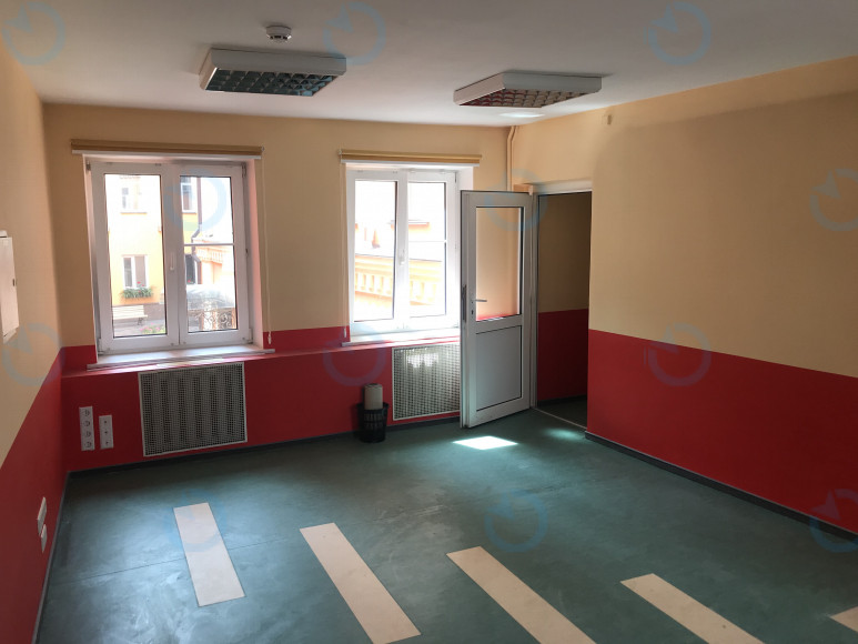 Оренда офісу 88 м.кв 2 поверх Ігорівська 1/8 - фото 2