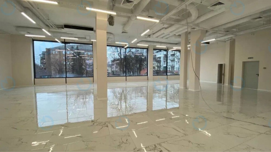 Оренда офісу 383 м.кв 2 поверх PALADIS CENTRE