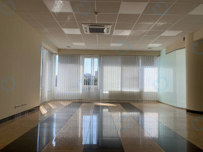 Оренда офісу 313 м.кв 11 поверх Карнеги Центр