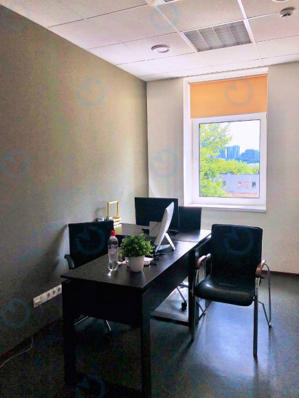 Оренда офісу 60 м.кв 2 поверх DemievSky