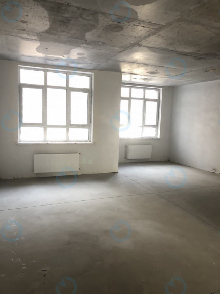 Аренда офиса 89 м.кв 1 этаж Город цветов