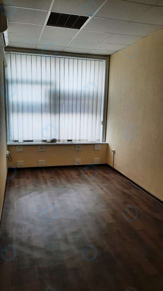 Аренда офиса 37 м.кв 2 этаж Соборности, 15