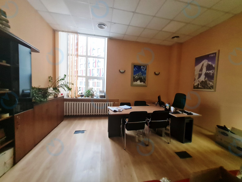 Аренда офиса 316 м.кв 5 этаж Сурикова, 3а