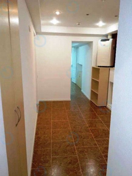 Продаж офісу 55 м.кв 0 поверх Антоновича, 10Б