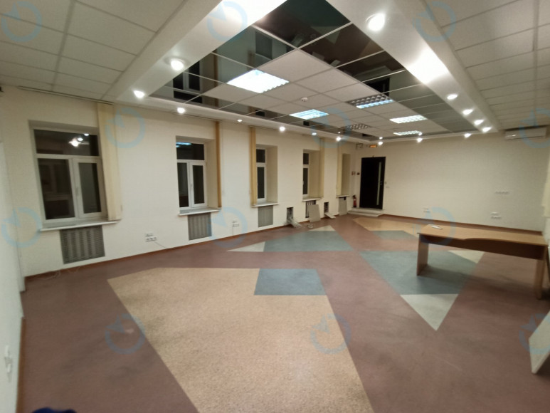 Оренда офісу 116 м.кв 1 поверх Ігорівська 1/8 - фото 2