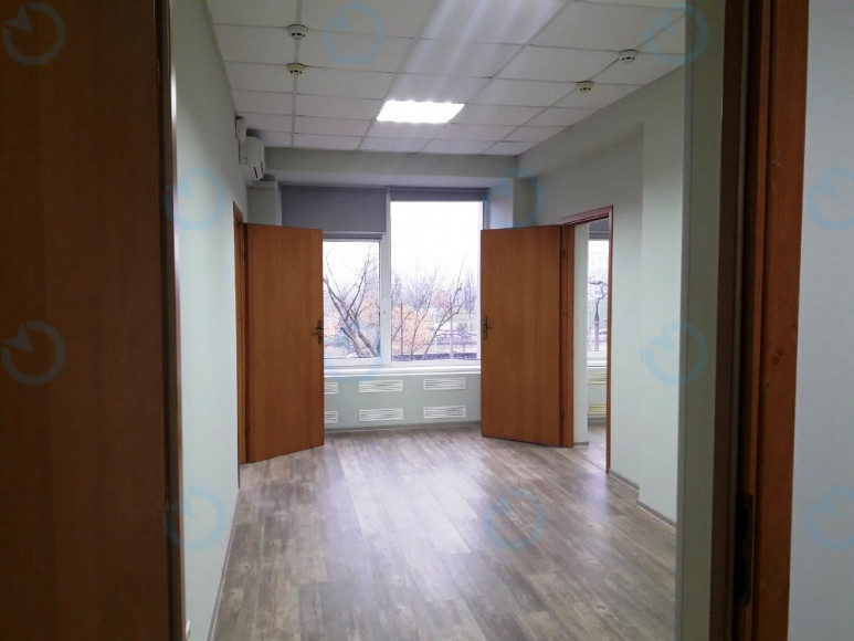 Оренда офісу 125 м.кв 2 поверх Соборності, 15