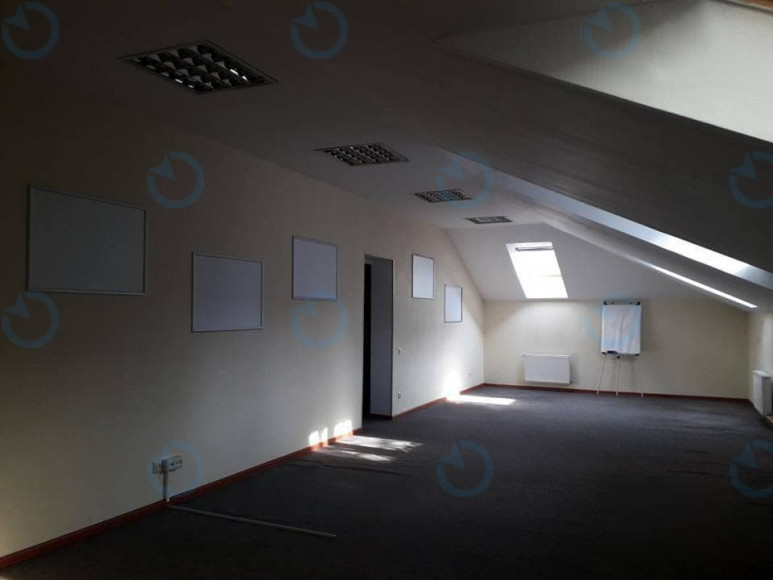 Оренда офісу 112 м.кв 3 поверх Хорива, 47А