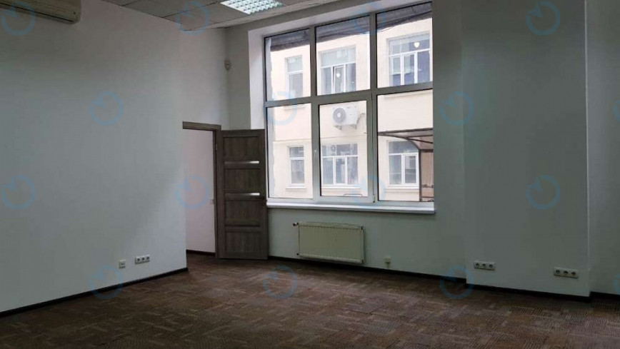 Оренда офісу 165 м.кв 1 поверх Форум Ділове Містечко