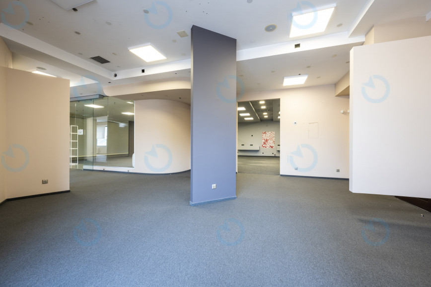 Аренда офиса 720 м.кв 2 этаж Бандеры 26 - фото 5