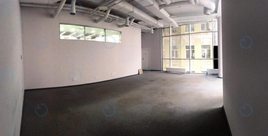 Аренда офиса 94 м.кв 2 этаж Европассаж