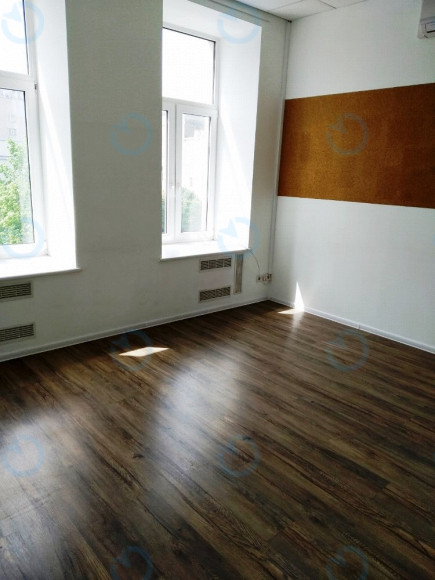 Оренда офісу 117 м.кв 3 поверх Ярославів Вал, 38