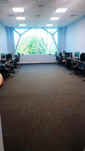 Оренда офісу 1042 м.кв 3 поверх Інком (Compass FM)