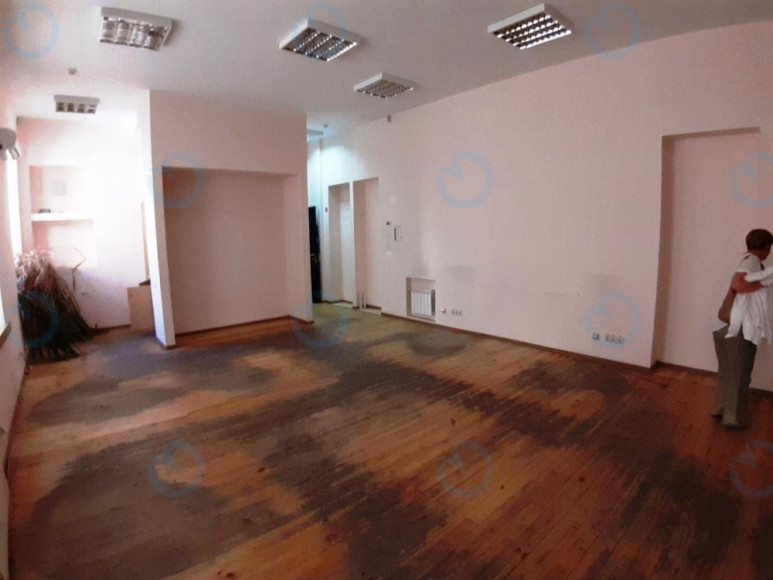 Оренда офісу 87 м.кв 3 поверх Франка 34/33