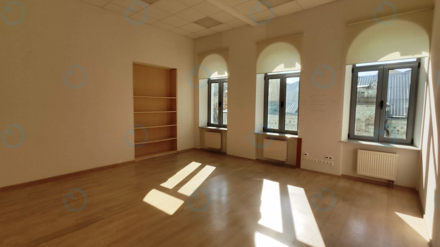 Аренда офиса 267 м.кв 4 этаж Южный Дворец