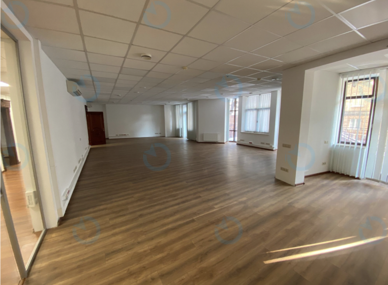 Аренда офиса 219 м.кв 1 этаж Rubin