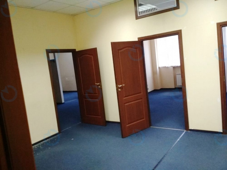 Оренда офісу 175 м.кв 3 поверх Валмі