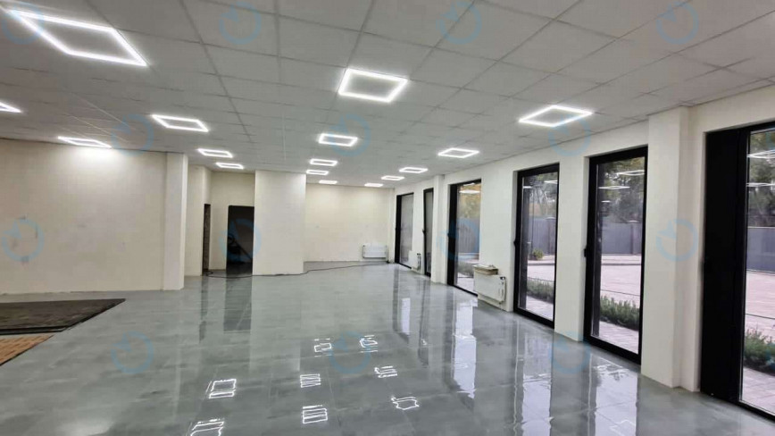 Оренда офісу 622 м.кв 1-2 поверх PRO100 Garden House