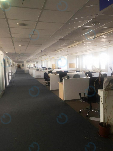 Оренда офісу 1008 м.кв 2 поверх Григоренка, 43