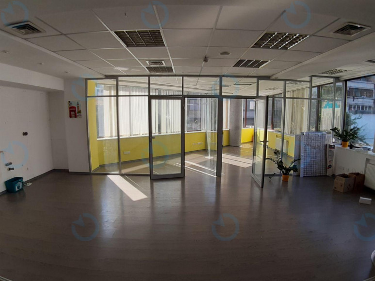 Аренда офиса 192 м.кв 2 этаж Владимирская,77-А