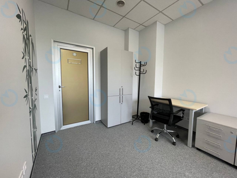 Аренда офиса 23 м.кв 7 этаж Стенд