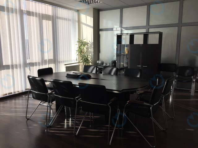 Оренда офісу 220 м.кв 8 поверх Багговутівська, 23