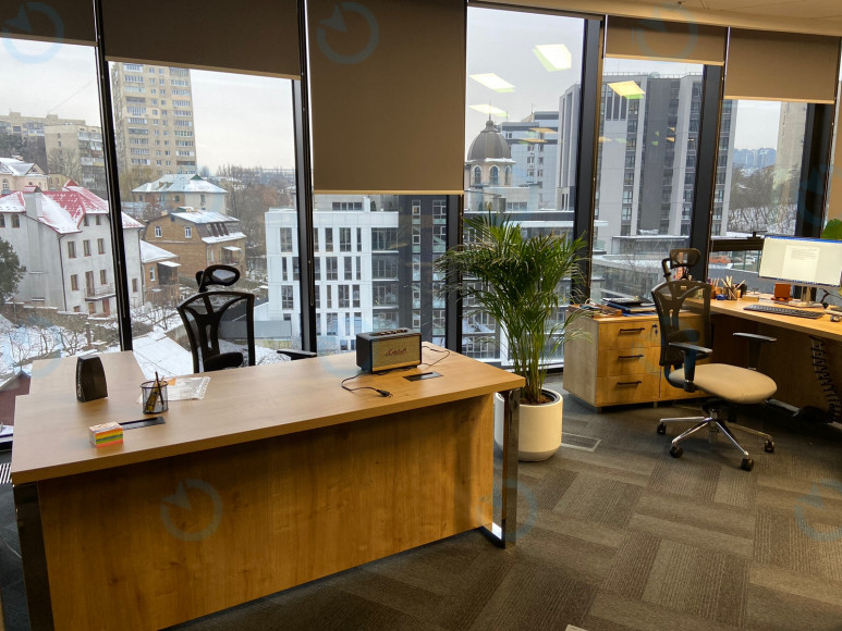 Аренда офиса 207 м.кв 1 этаж IQ Business Center