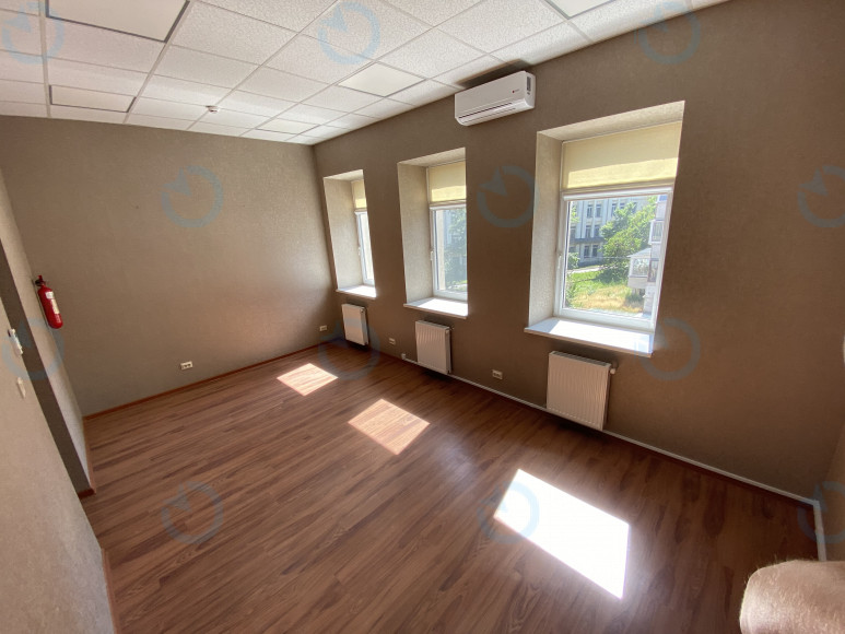 Оренда офісу 192 м.кв 2 поверх Successful House