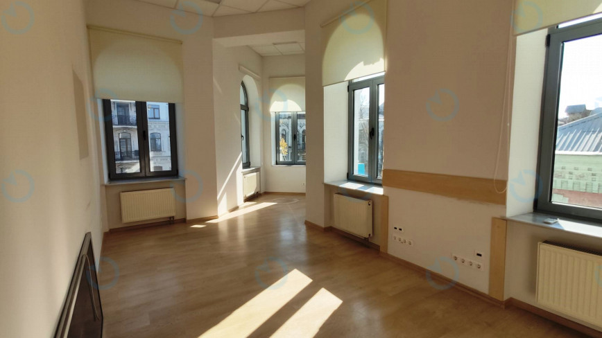 Аренда офиса 267 м.кв 4 этаж Южный Дворец - фото 2