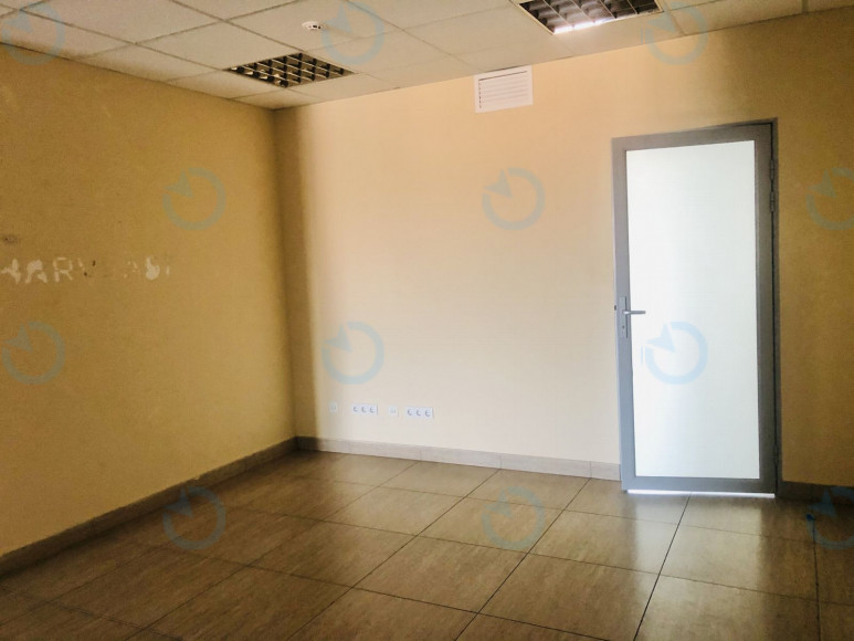 Оренда офісу 242 м.кв 3 поверх Кристал - фото 3