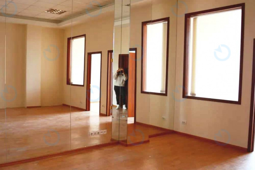 Оренда офісу 63 м.кв 3 поверх Либідь