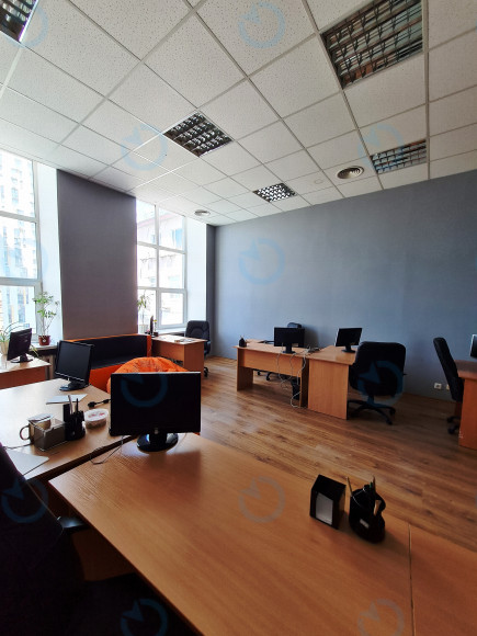 Оренда офісу 310 м.кв 4 поверх Сурікова, 3а - фото 10