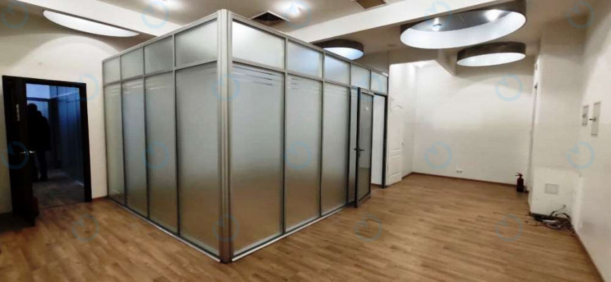 Оренда офісу 177 м.кв 0 поверх Ренесанс