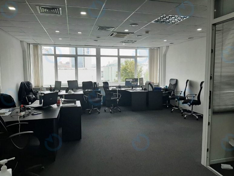 Аренда офиса 68 м.кв 4 этаж Реноме