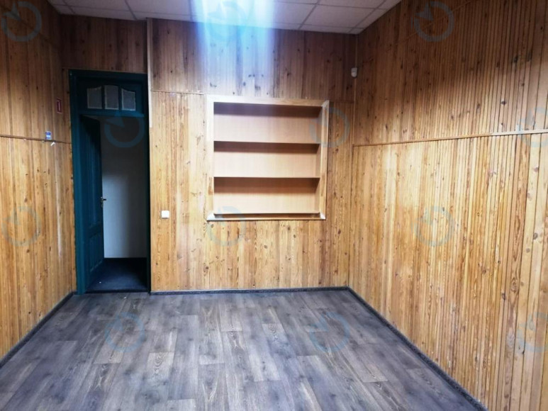 Оренда офісу 191 м.кв 2 поверх Кирилівська, 40