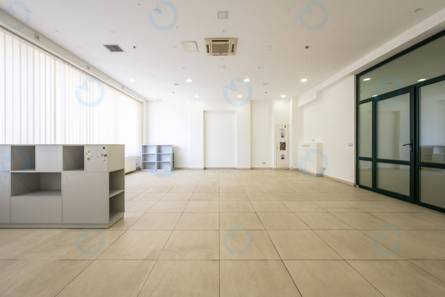 Оренда офісу 255 м.кв 2 поверх Бандери, 26 - фото 4