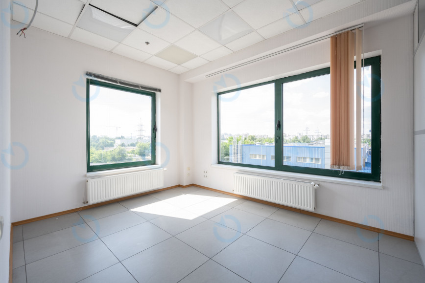 Аренда офиса 840 м.кв 3 этаж Бандеры 26 - фото 6