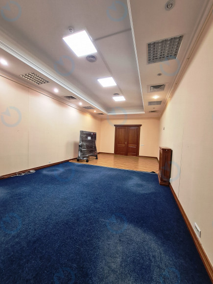 Аренда офиса 87 м.кв 2 этаж Валми