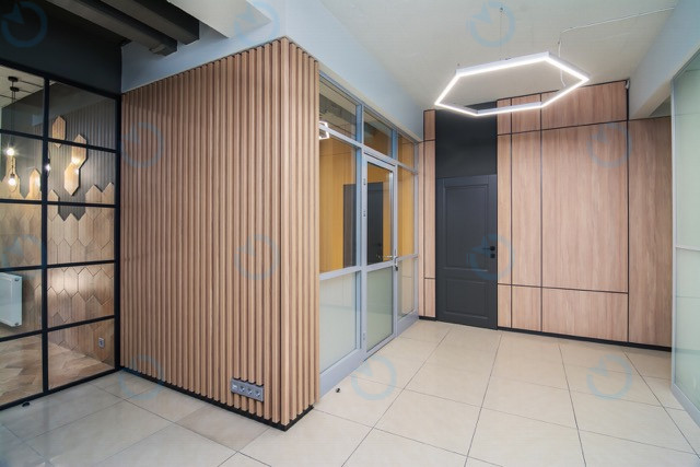 Оренда офісу 240 м.кв 2 поверх Олімп