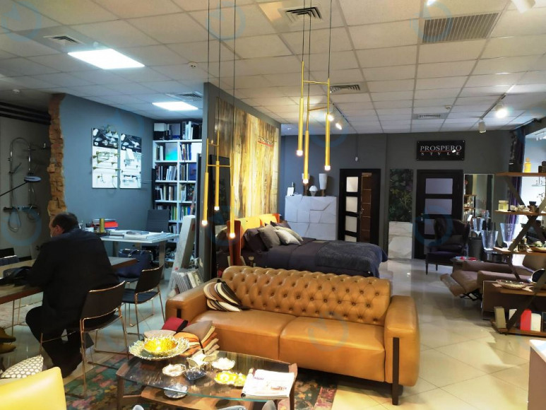 Аренда офиса 217 м.кв 1 этаж Кузнецкий