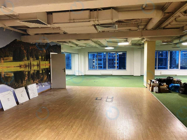 Оренда офісу 600 м.кв 5 поверх Mikom Palace