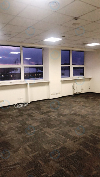 Оренда офісу 361 м.кв 4 поверх Форум Парк Плаза