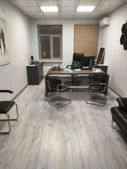 Оренда офісу 285 м.кв 2 поверх Ярославська, 6