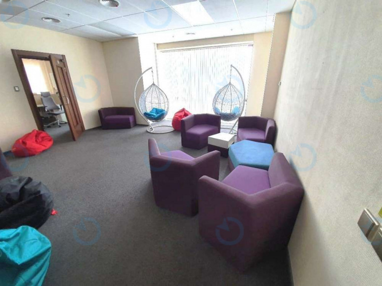 Аренда офиса 452 м.кв 3 этаж Дегтяревская, 33В