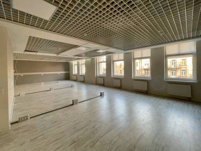 Оренда офісу 160 м.кв 5 поверх Володимирська 38