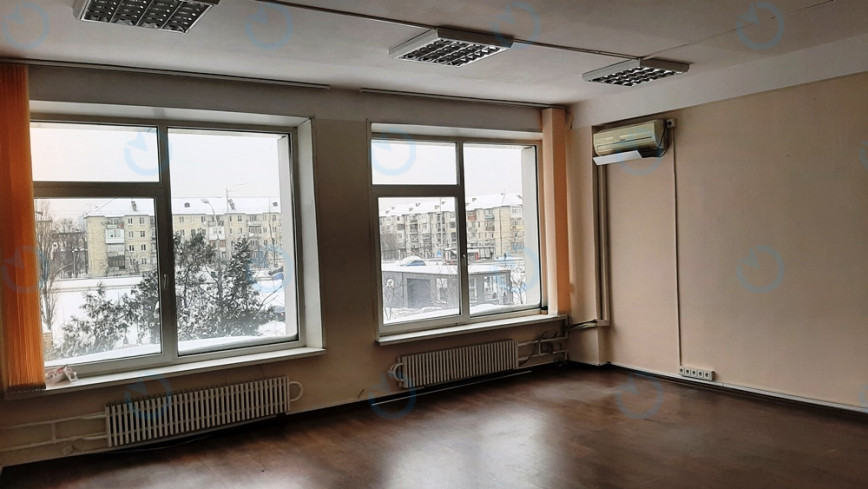 Оренда офісу 36 м.кв 2 поверх Соборності, 15
