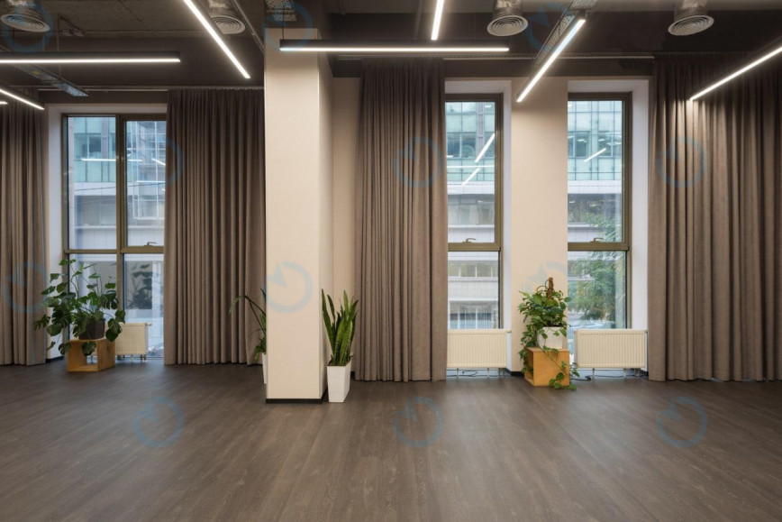 Оренда офісу 492 м.кв 2 поверх Володимирська, 49а