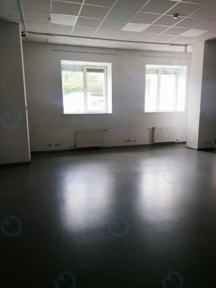 Оренда офісу 290 м.кв 1 поверх Верхній Вал, 66А