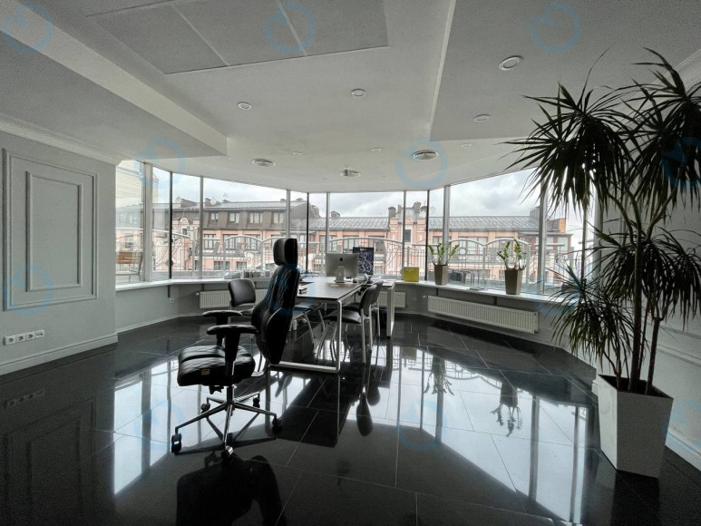 Оренда офісу 110 м.кв 7 поверх Панорама