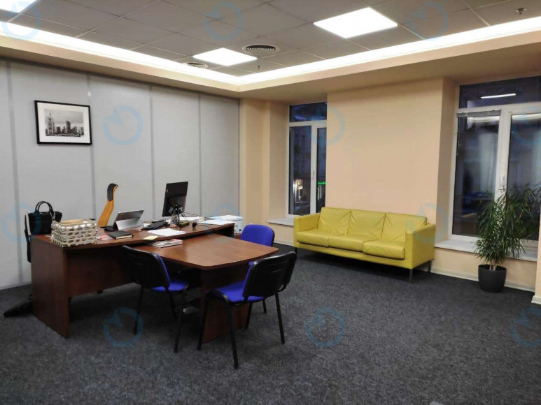 Оренда офісу 35 м.кв 2 поверх Сагайдачний