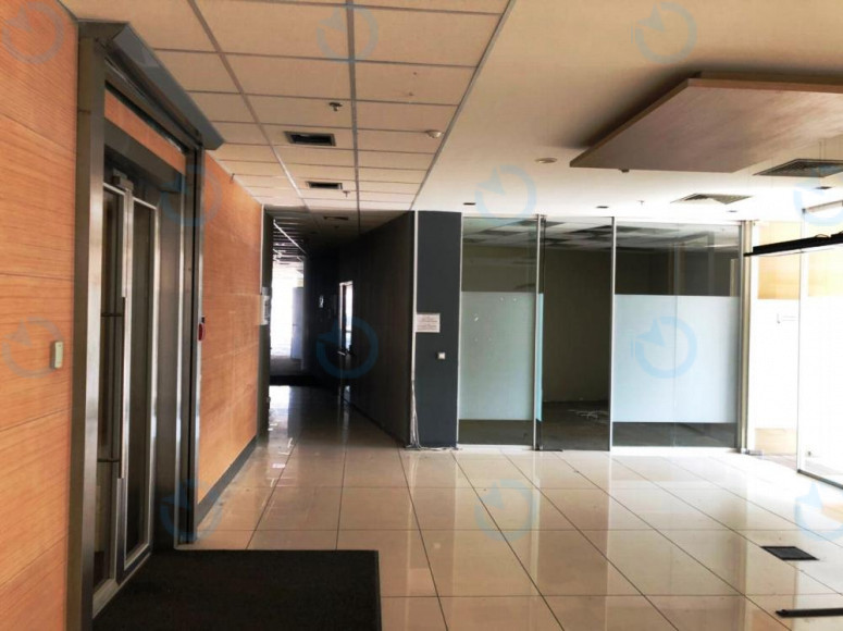 Оренда офісу 662 м.кв 9 поверх Парус